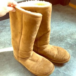UGG boots. Tall Chestnut.